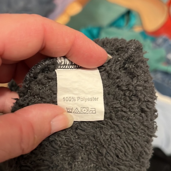 Shein Sherpa dark gray quarter zip jacket with leopard print sleeve zip pouch - Picture 10 of 11